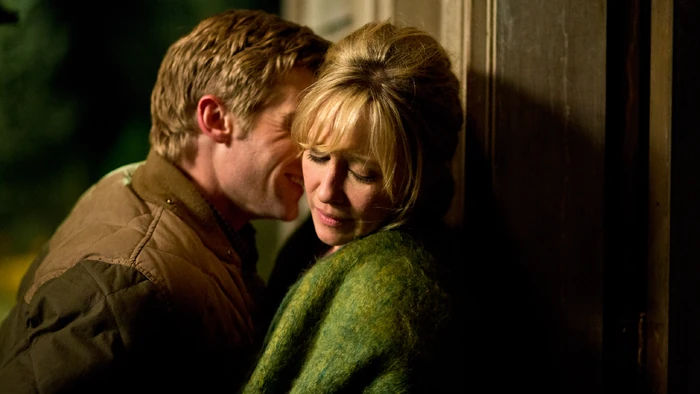 Unfortunately, it's Shelby (Mike Vogel). He knows he shouldn't be there, but he can't help himself. Norma tries to get him to leave, but he insists on staying. Unable to get rid of him without arousing suspicion, she follows him down to the motel.