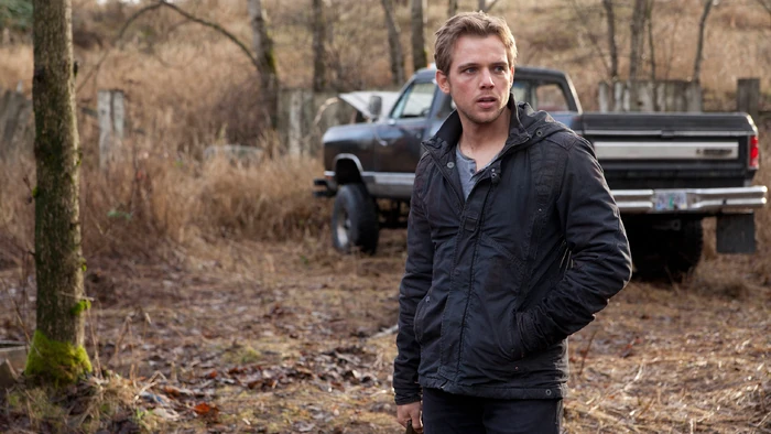 Dylan (Max Thieriot), shaken at the loss of his partner Ethan, heads up into the hills to get rid of Ethan's blood-soaked truck. There he meets Remo, who, Dylan is surprised to learn, now works for him. It seems Dylan impressed his boss by running down Ethan's killer, so he's been promoted.