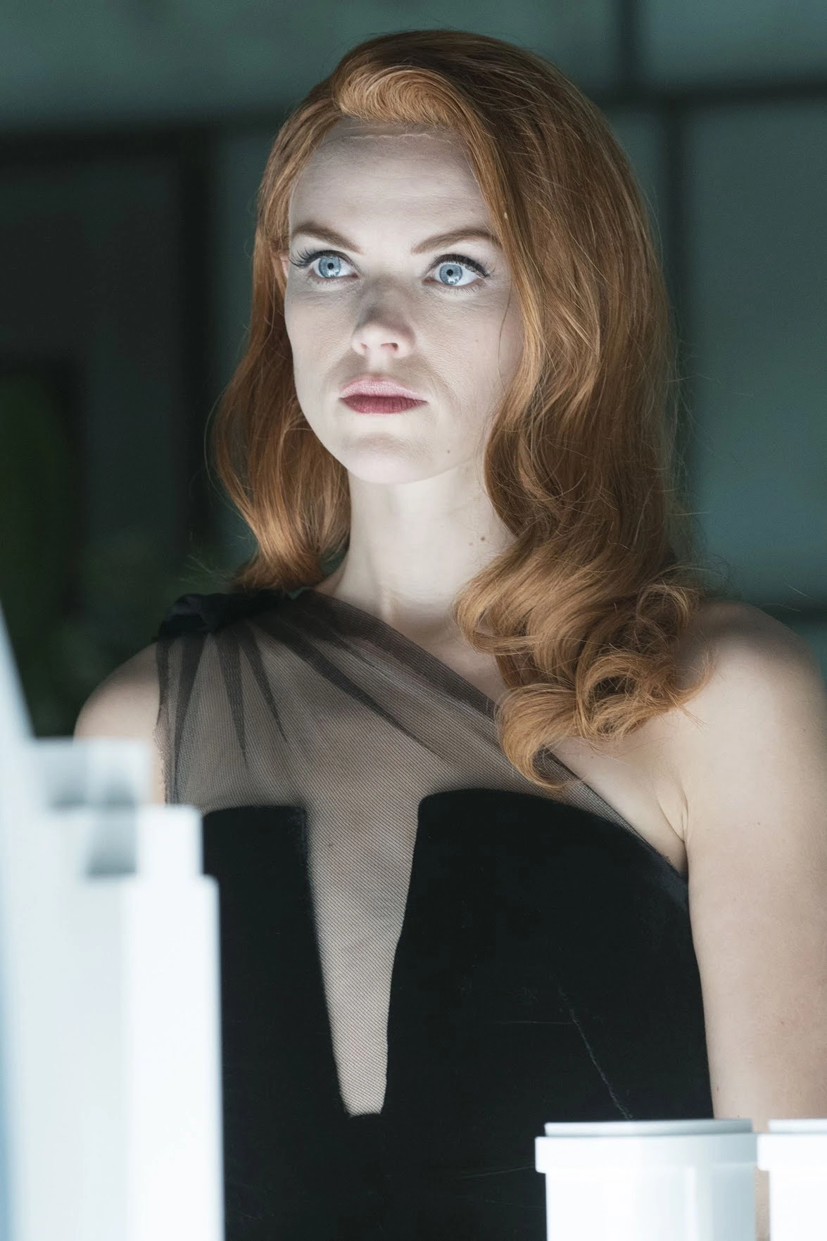 Barbara Kean Earth 2 Batman Anarky Wiki Fandom