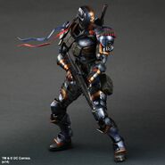 Play-Arts-Kai-Arkham-Origins-Deathstroke-2