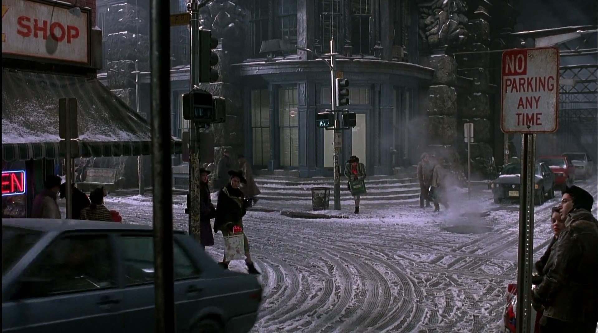 Introducir 60+ imagen batman arkham origins penguins office - Abzlocal.mx