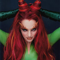 Poison Ivy Batman Wiki Fandom