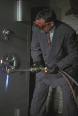 Batman 1989 - Napier Hood with Cutting Torch