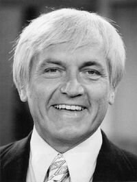 Ted Knight (1923-1986), the voices of James Gordon, The Penguin, The Riddler, Mr. Freeze, Scarecrow, Mad Hatter, Doll-Man, Simon the Pieman, The Judge and Tweedledum and Tweedledee (The Adventures of Batman)