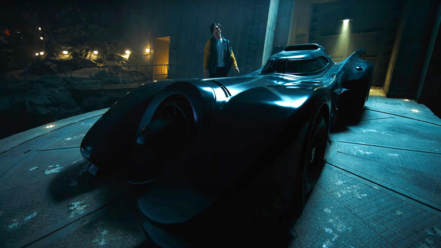 Batmobile Burton films Batman Wiki Fandom