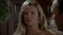 Kim Basinger As Vicki Vale