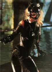 Batman Returns Souvenir Magazine (57) Michelle Pfeiffer Catwoman