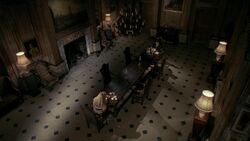 Wayne Manor (Burtonverse) | Batman Wiki | Fandom