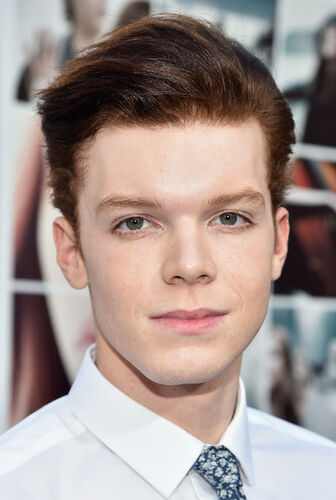 Cameron Monaghan Stay Premieres Hollywood GwgO7fb8E1al