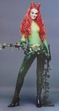 Poison Ivy (Uma Thurman) 38