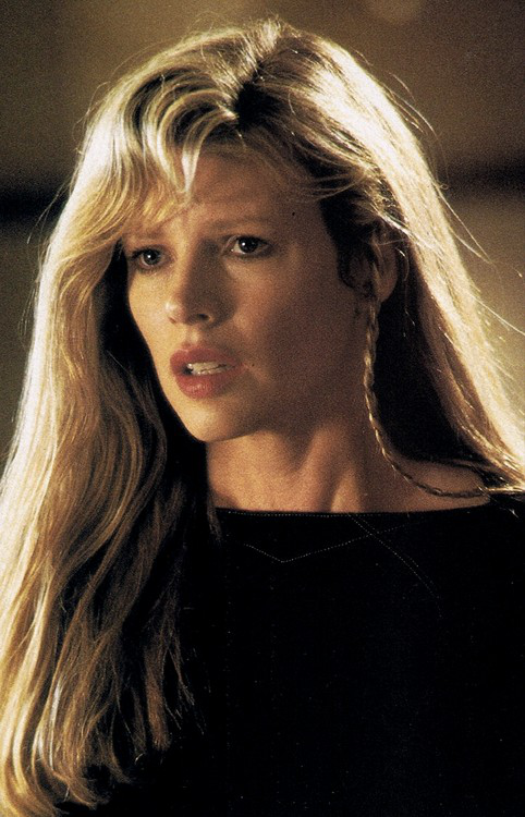 Vicki Vale (Earth-89) | Batman Anthology Wiki | Fandom