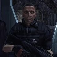Frank Boles03.png (2,42 Mio) Frank équipé de son arme