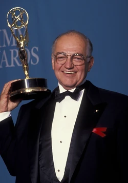 Richard Dysart