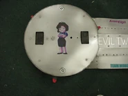 Evil Twins' right module, featuring a decal portraying Natsumi Tsujimoto from the anime You're Under Arrest.