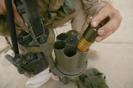 800px-M32 Grenade Loading