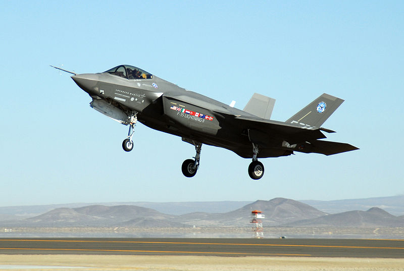 f 35 lightning 2 hover