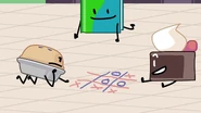 Cake and Pie play tic-tac-toe.