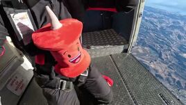 PINSKYDIVETHUMB