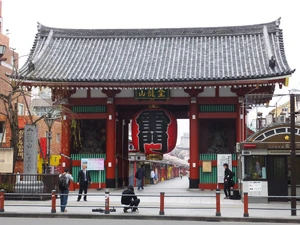 Senso-ji Kaminarimon 201503a