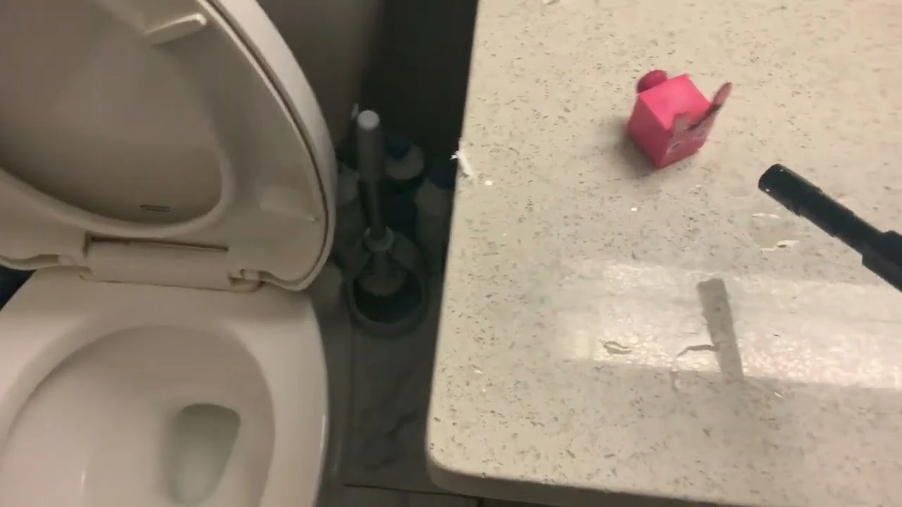 i smell burnt plastic Fandom