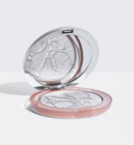 dior luminizer holographic glow