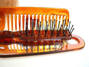 Comb-350077 640