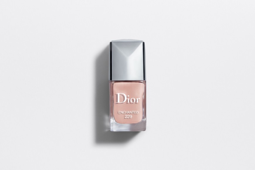 Dior:Enchanted 229 Dior Vernis | Beauty 