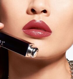 Dior La Pink 570 Dior Addict Lacquer Stick Beauty Lifestyle Wiki