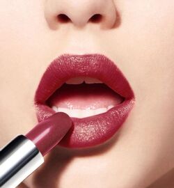 dior daisy plum