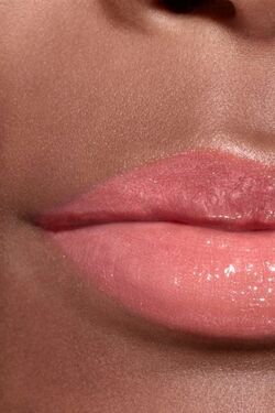 Chanel:Rose Naif 804 Rouge Coco Gloss, Beauty Lifestyle Wiki