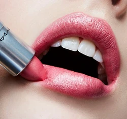 mac bombshell frost lipstick