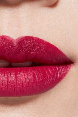 Chanel La Fascinante 38 Rouge Allure Velvet Beauty Lifestyle