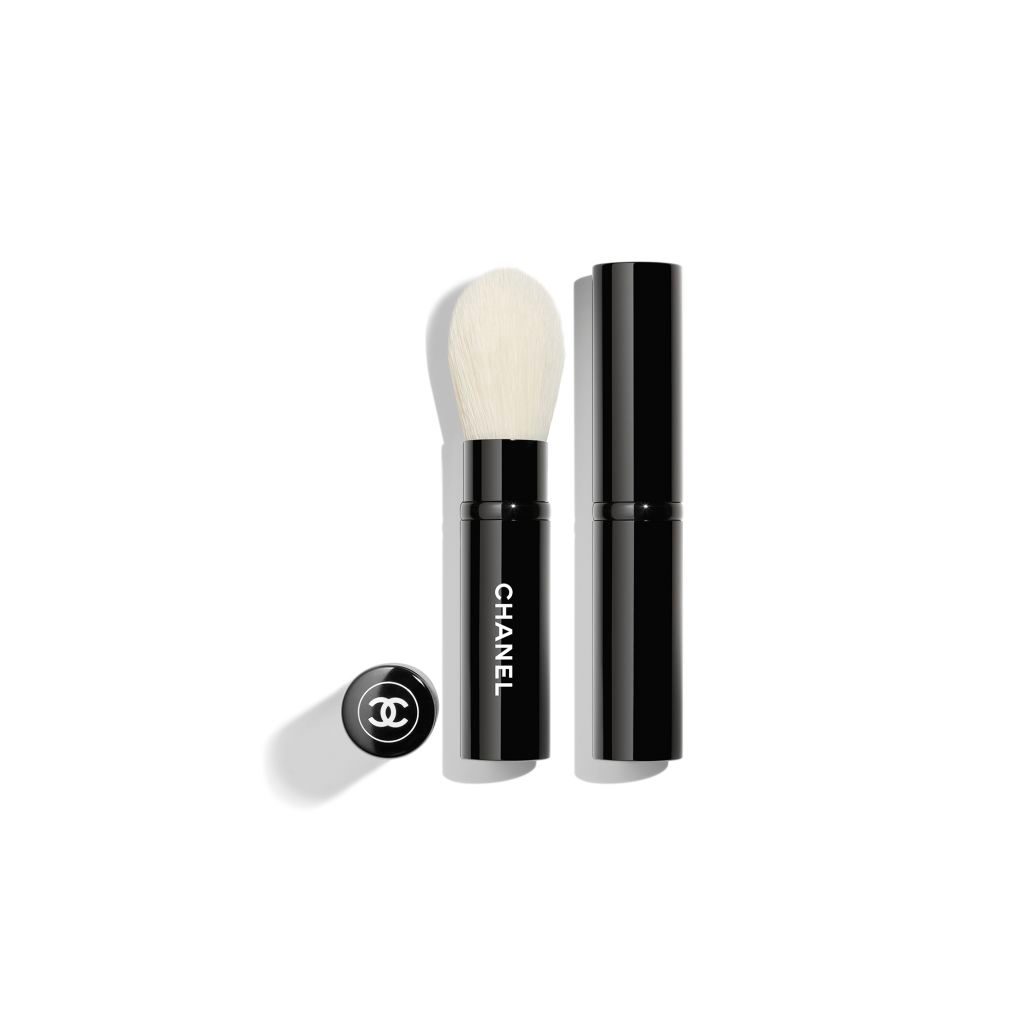 Kriger appetit Settlers Chanel:Retractable Highlighter Brush N°111 | Beauty Lifestyle Wiki | Fandom