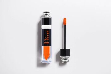 Dior On Fire 537 Dior Addict Lacquer Plump Beauty Lifestyle Wiki Fandom
