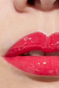 Chanel:Amuse-Bouche 738 Rouge Coco Gloss, Beauty Lifestyle Wiki