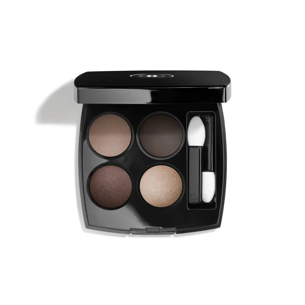 CHANEL LES 4 OMBRES 322 ブラーリー グレイ CHANEL - NEW Blurry Grey Eyeshadow Quad - YouTube