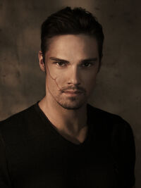 Vincent-season1-promo-pic