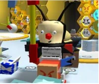 A player wearing the B.B.M. Mask.