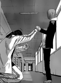 Natsume Causes Onizuka To Submit