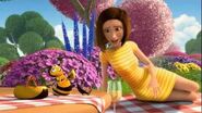 Bee Movie - Official Trailer 2007 HD