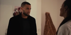 Reid asks Viv about Phil