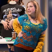 2A2EE2C0-08BE-4F0B-B359-0AF52CAFCDF6.jpeg (98 KB) Brooke posing for a photo