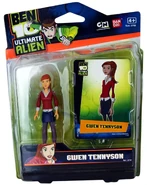 Gwen toy in packaging (Ultimate Alien)