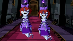 Două tinere cu sex feminin Ectonurit