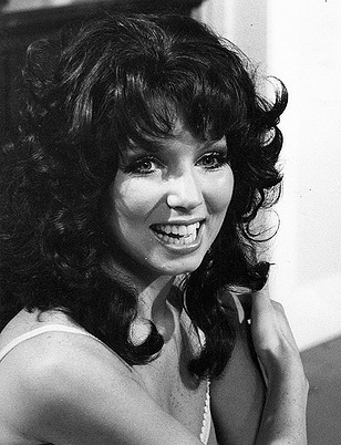 1dilys watling