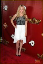 Veronica-dunner-lauren-taylor-corbin-bleu-more-phantom-opera-pantages-02