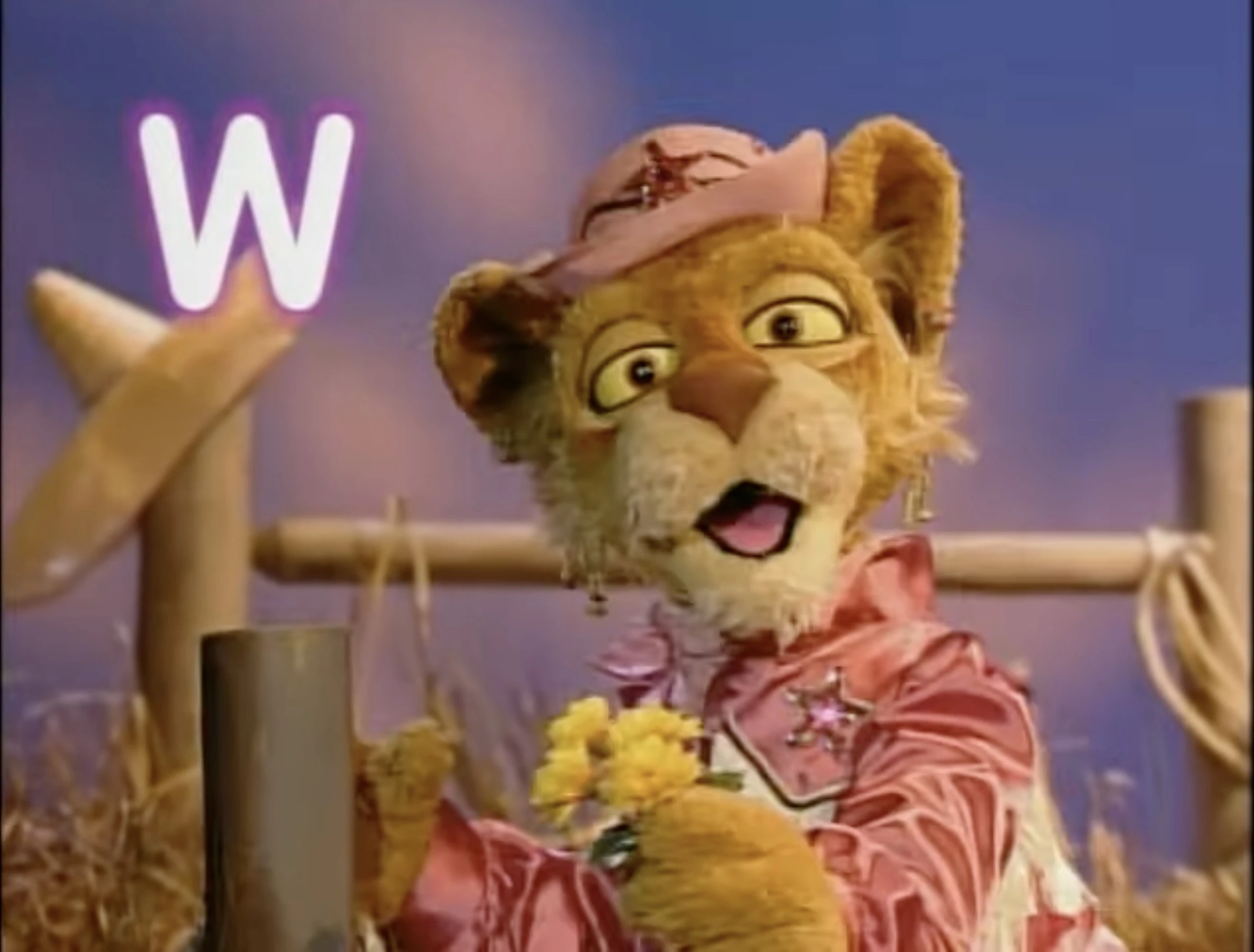 Episode 73: Wings / What's in the Box? | Between the Lions Wiki