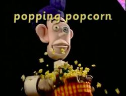 The Great Smartini Popping Popcorn 4