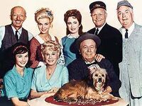 Burnette (far right) and Petticoat Junction cast