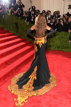 Beyonce MET Gala 4